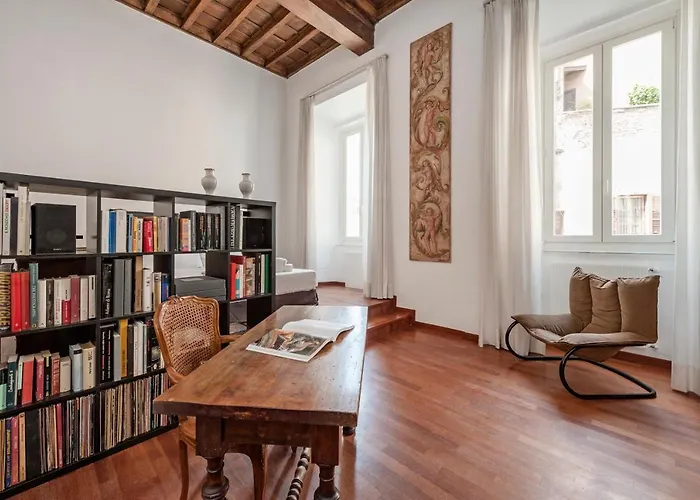 Ancient Palace In Downtown Apartamento